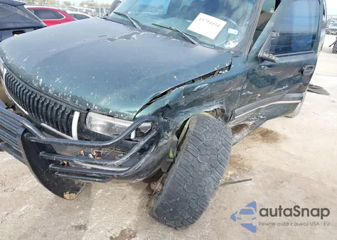 2001 Chevrolet Tahoe Ls from USA, damaged, VIN 1GNEK13T01R227463